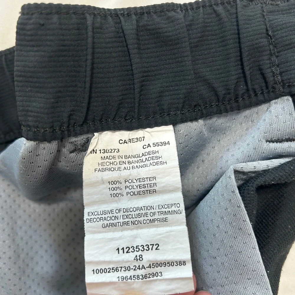 Wrangler ATG All Terrain Gear Mens Black Shorts Size 48 Outdoor Hiking 112353372
